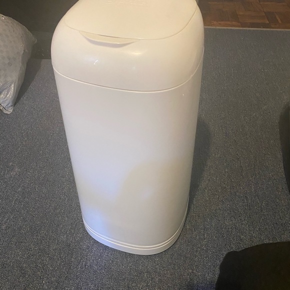 Diaper genie with accessories
